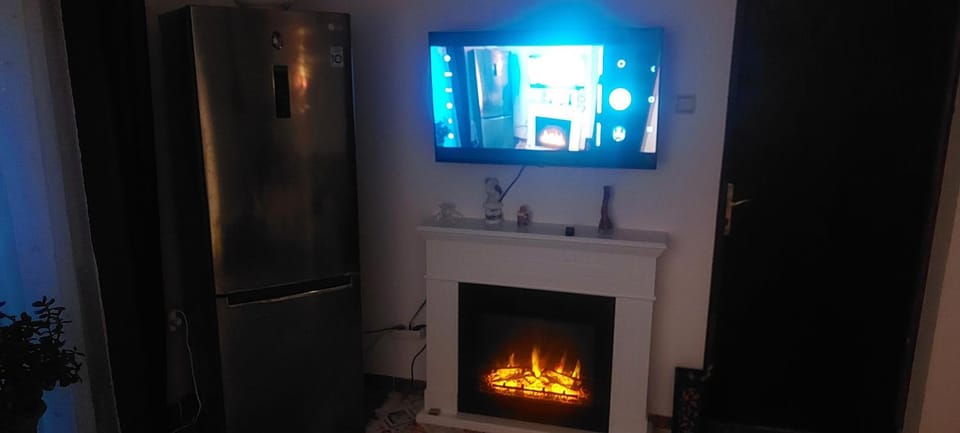 Communal lounge/ TV room, TV and multimedia