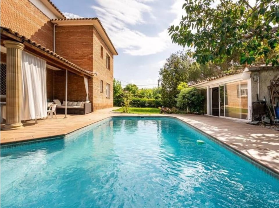 MAGNÍFICA RESIDENCIA House in Maresme