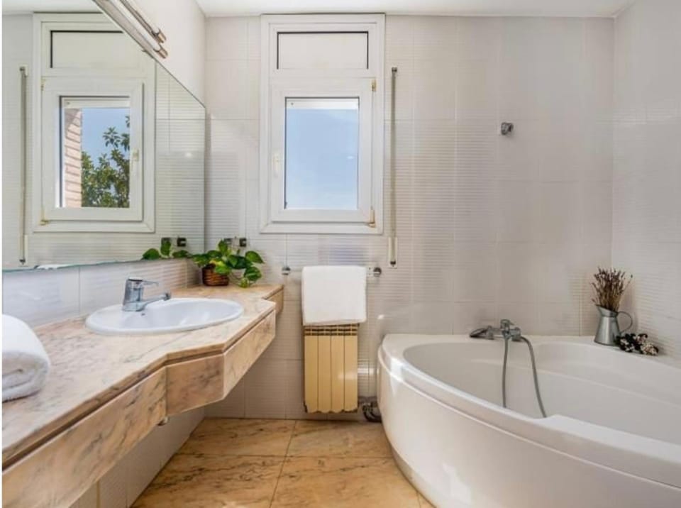 MAGNÍFICA RESIDENCIA House in Maresme