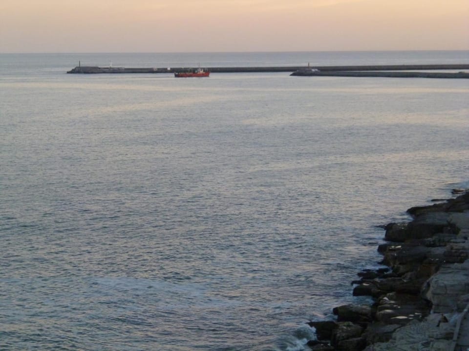 Property building, Balcony/Terrace, Sea view