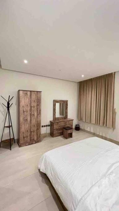 شقة جديدة ومميزة بحي الملقا Apartment in Riyadh
