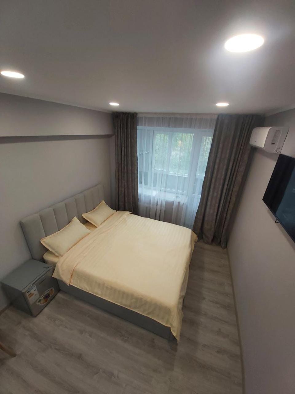 Светлые апартаменты Афины Apartment in Almaty