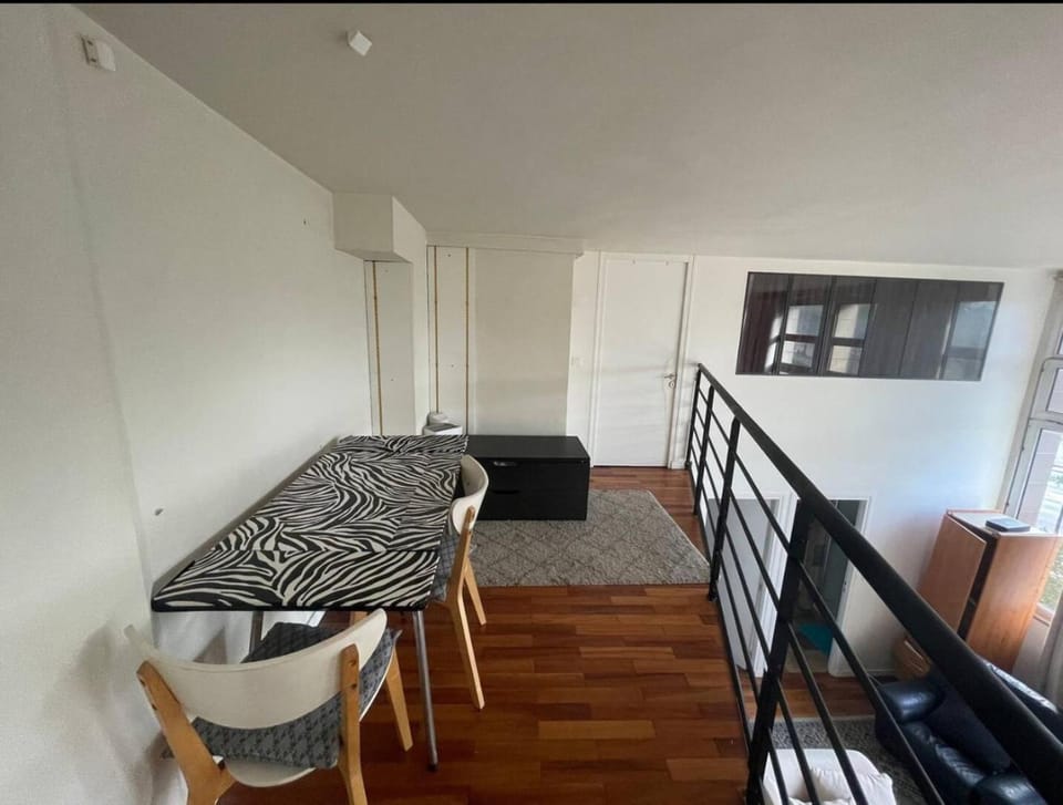 Chambre chez l'habitant (Bed & Breakfast) Vacation rental in Île-de-France