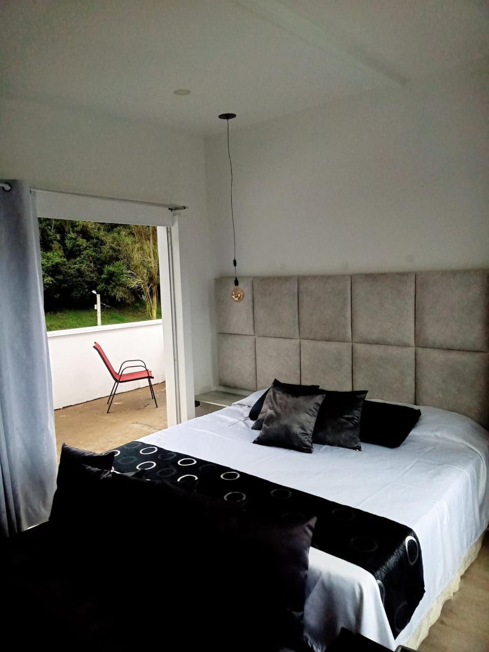Mirador samsara Jacuzzi al aire libre 60 m2 Bed and Breakfast in La Calera