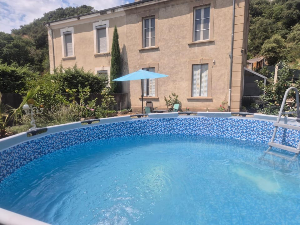 Pool view, Swimming pool