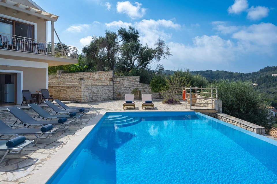 Pangolas Apartments Paxos Apartment in Peloponnese, Western Greece and the Ionian