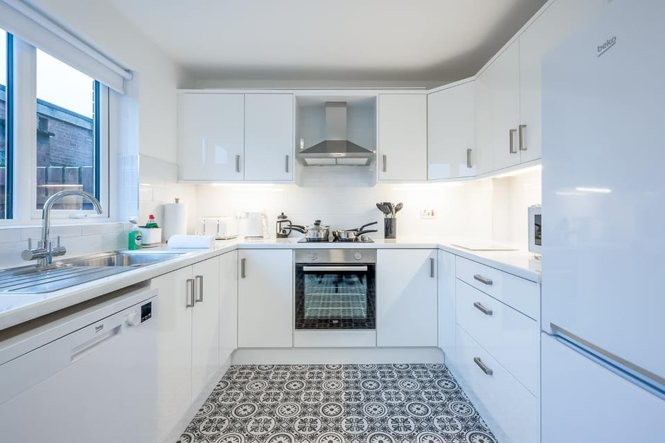 Kitchen or kitchenette, dishwasher, minibar, pet friendly, stove