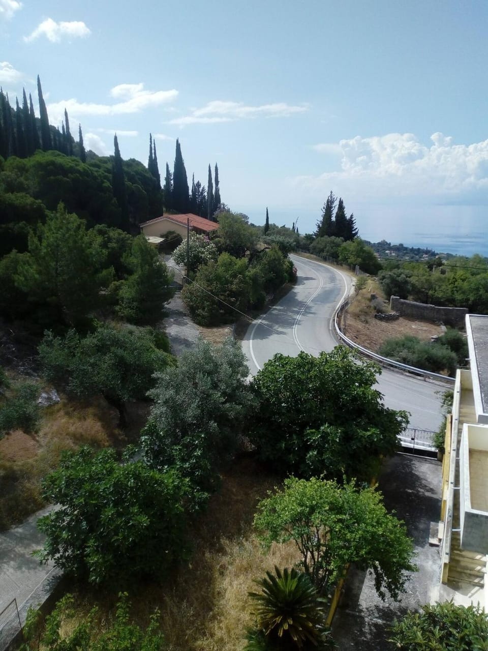 Day, Neighbourhood, Natural landscape, Mountain view, Sea view, Street view, Street view