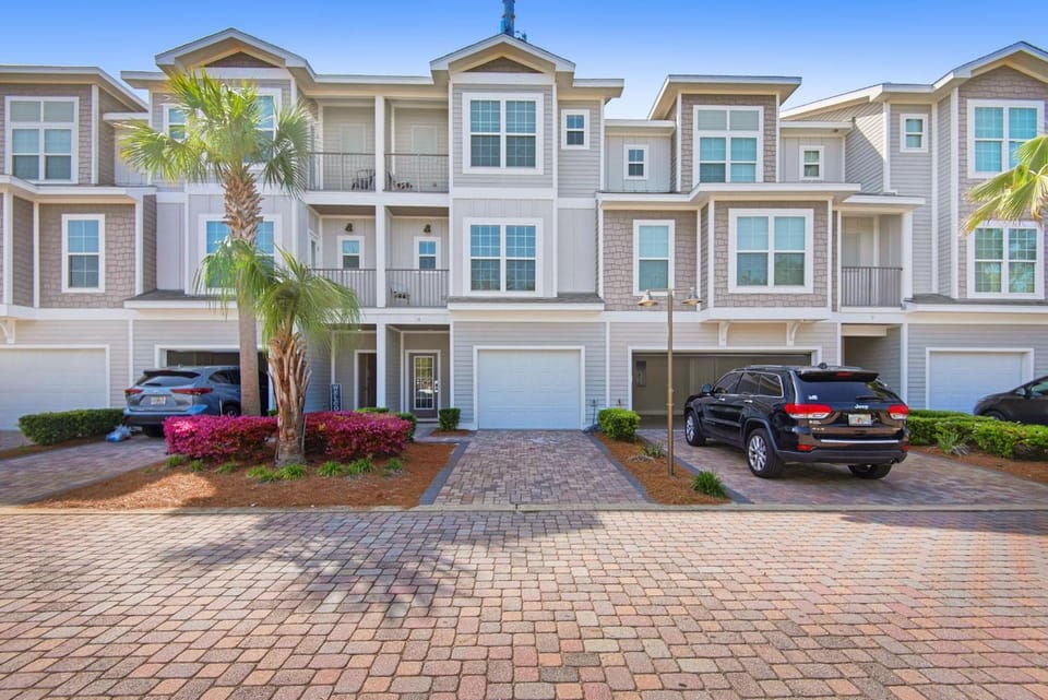 Driftwood Townhomes #8 House in Miramar Beach