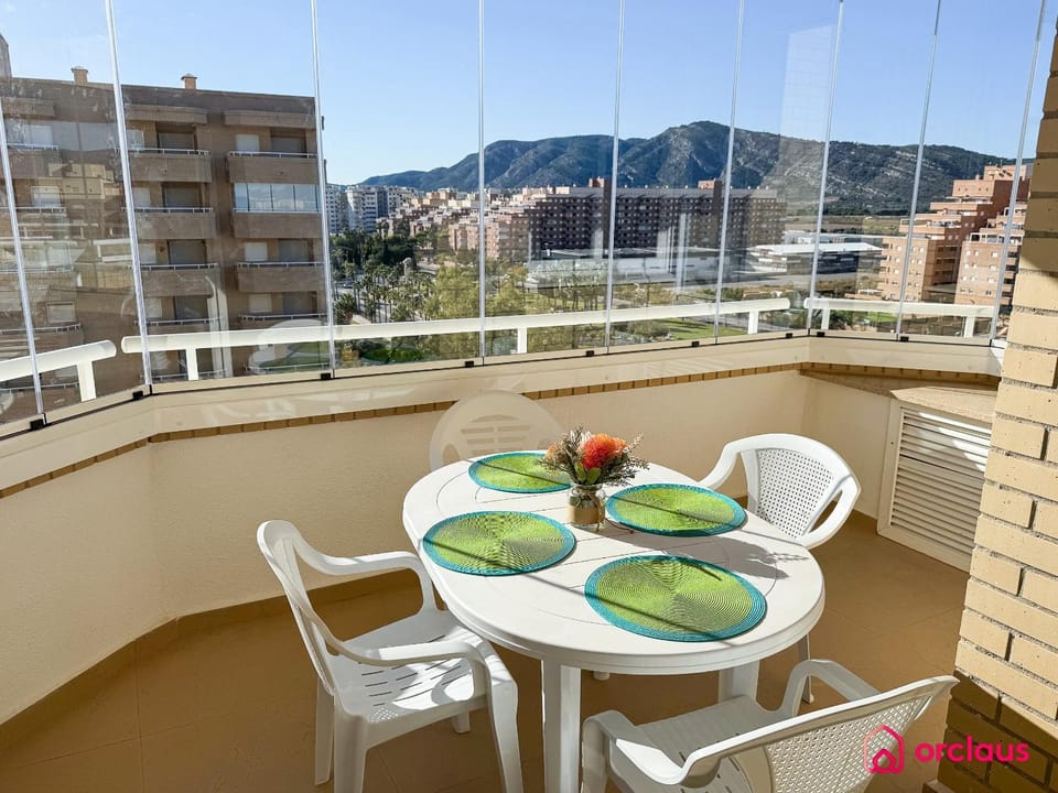 Balcony/Terrace, Dining area, Mountain view