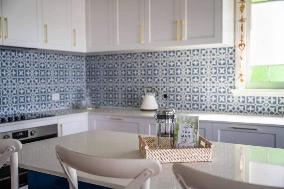 Bayside Living Apartment in Brisbane