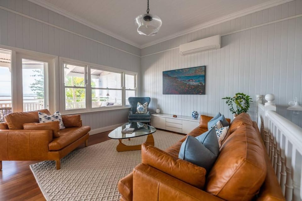 Bayside Living Apartment in Brisbane