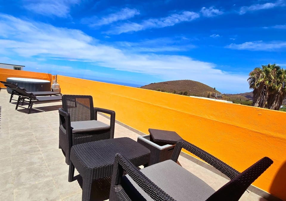 Off site, Day, Balcony/Terrace, Spa and wellness centre/facilities, Spa and wellness centre/facilities