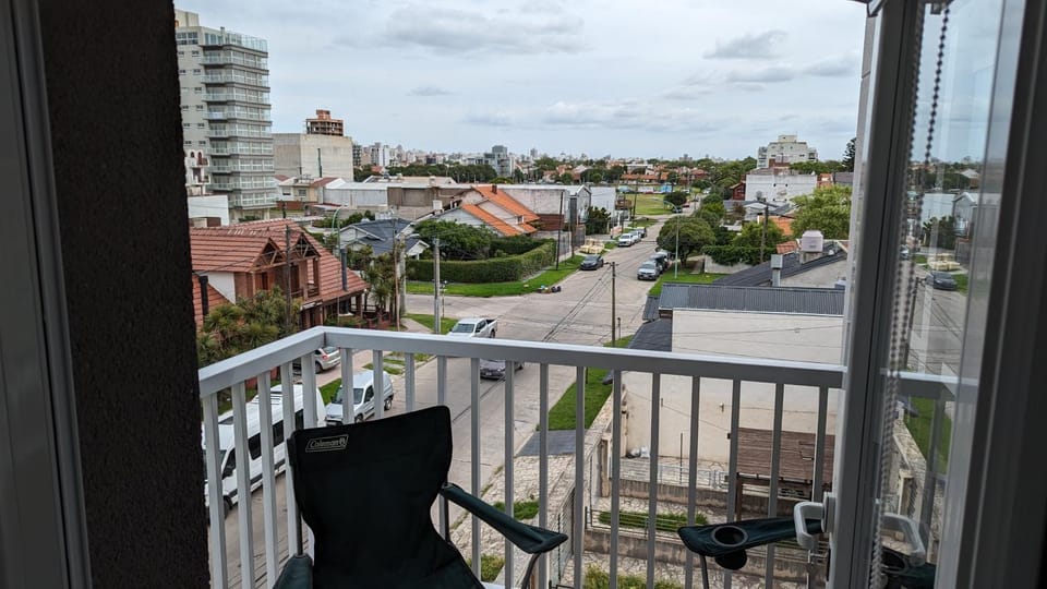 Balcony/Terrace, City view