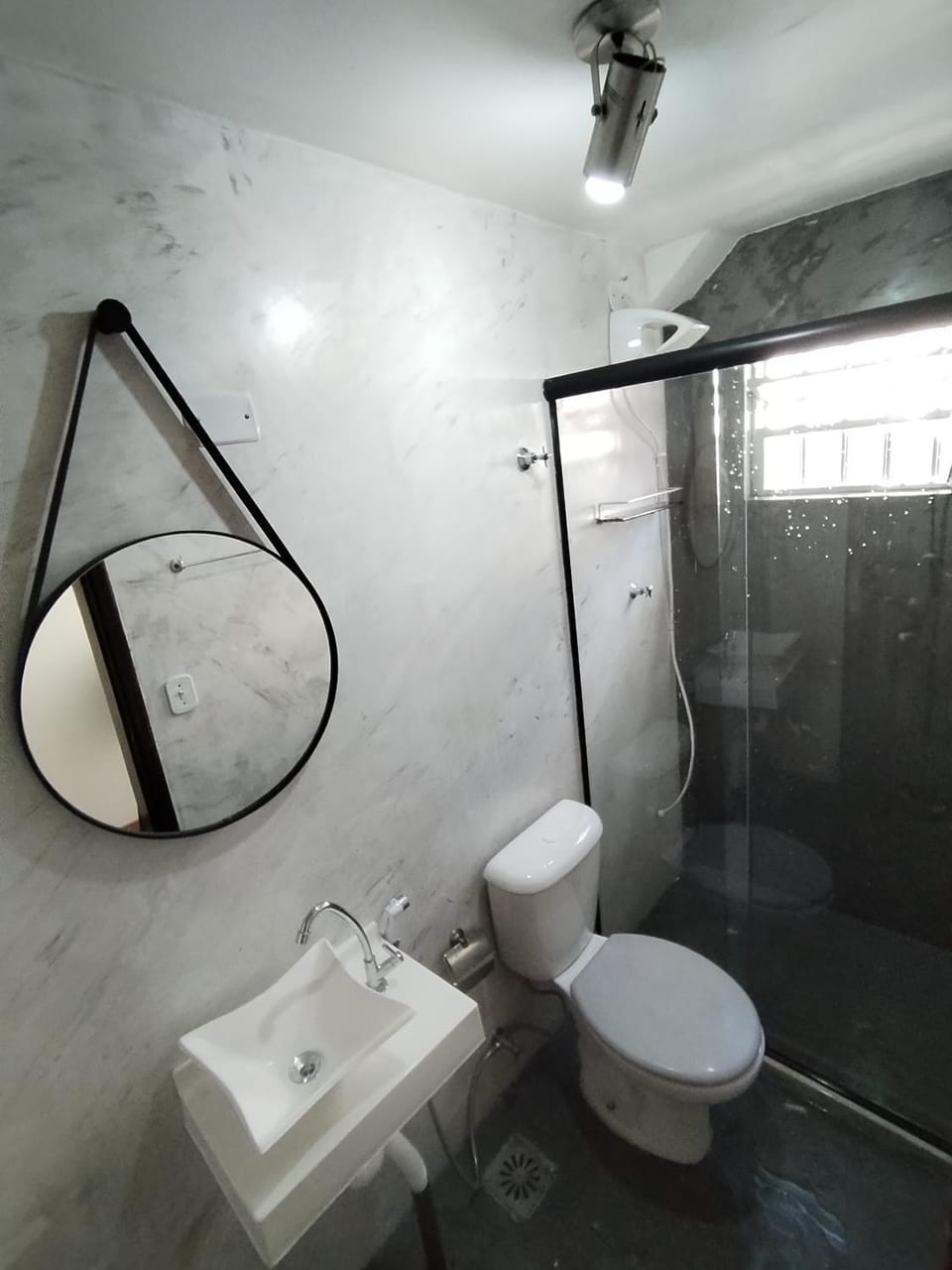 Apartamento aconchegante no centro de São Lourenço 700m do Parque das Águas Apartment in State of São Paulo