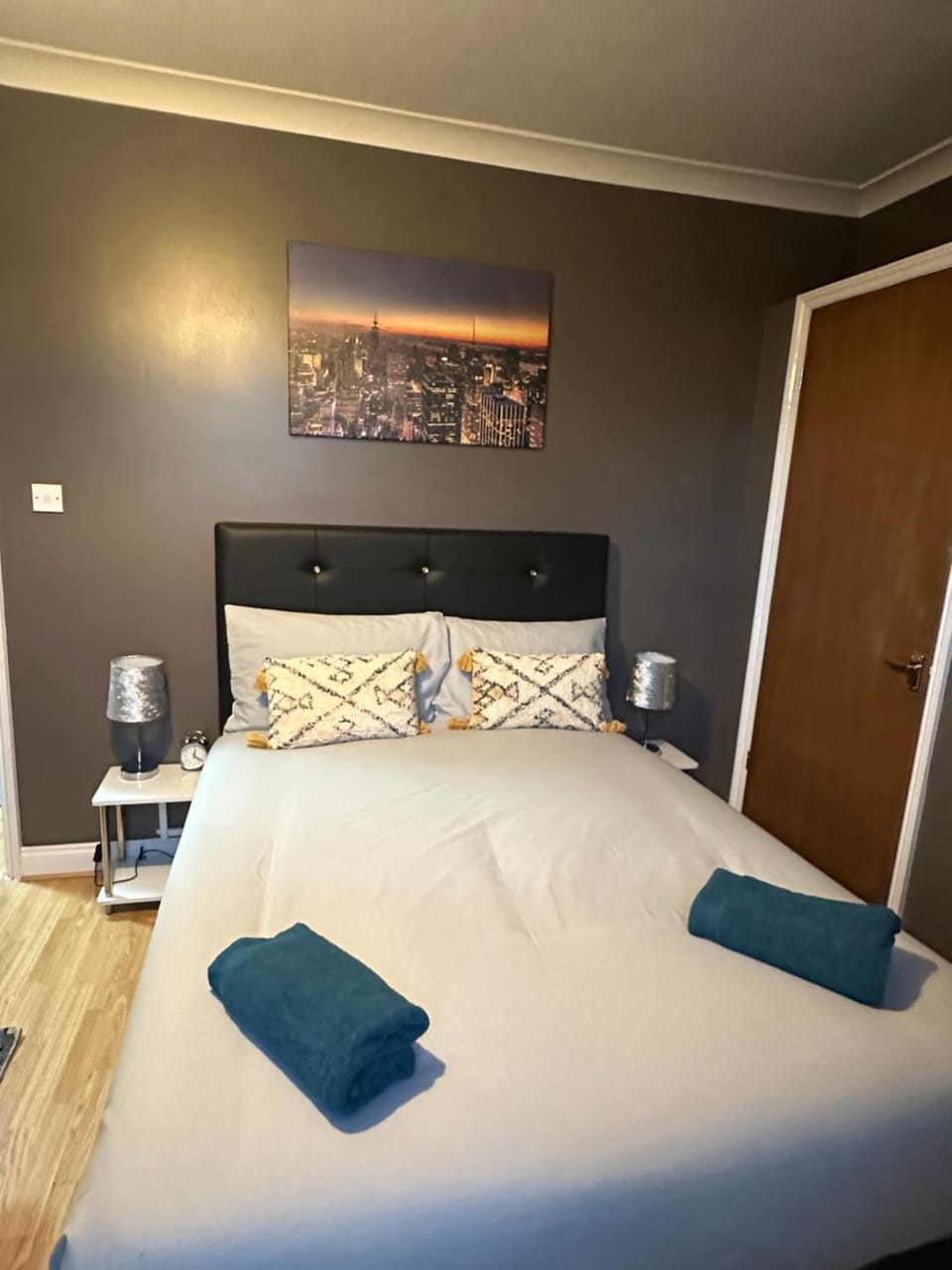 Beautiful Studio Apartment Forest Road Apartment in London
