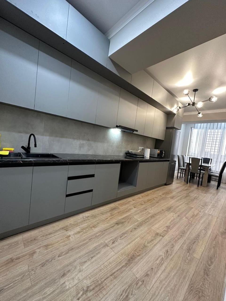Kitchen or kitchenette, Dining area, minibar