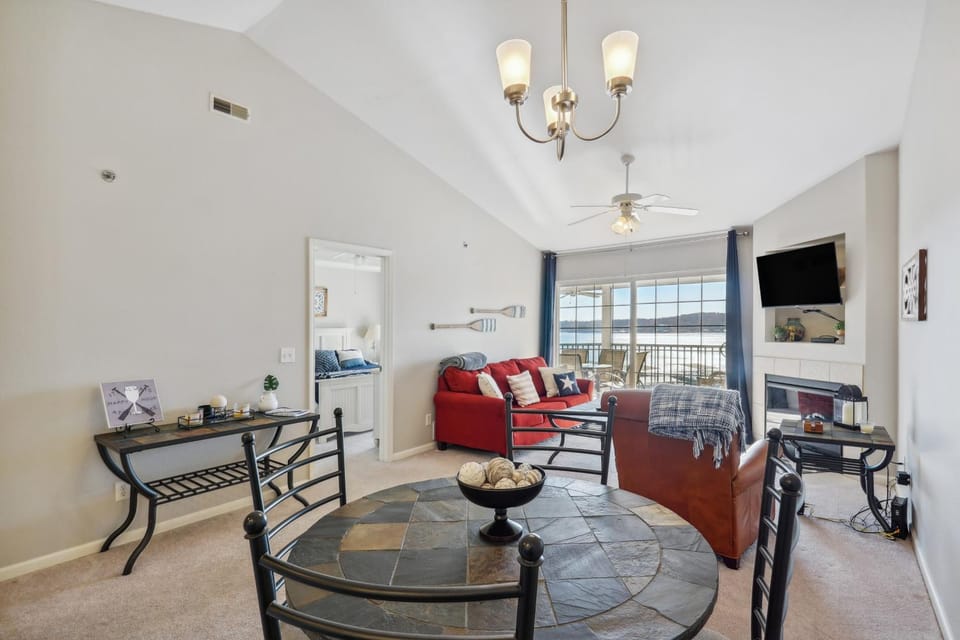 Condo w/ Balcony & Views in Lake of the Ozarks House in Lake of the Ozarks