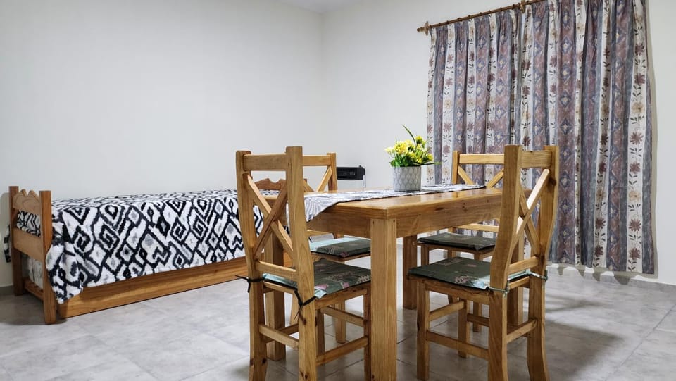 Dining area, Bedroom