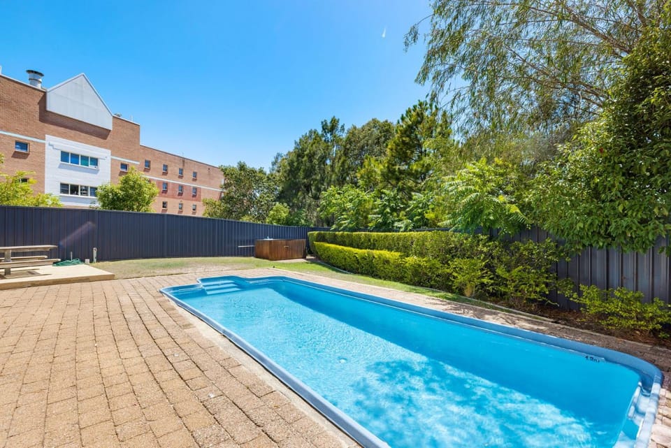 Day, Garden, Swimming pool