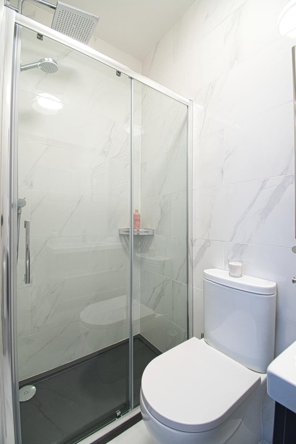 Shower, Toilet, Bathroom