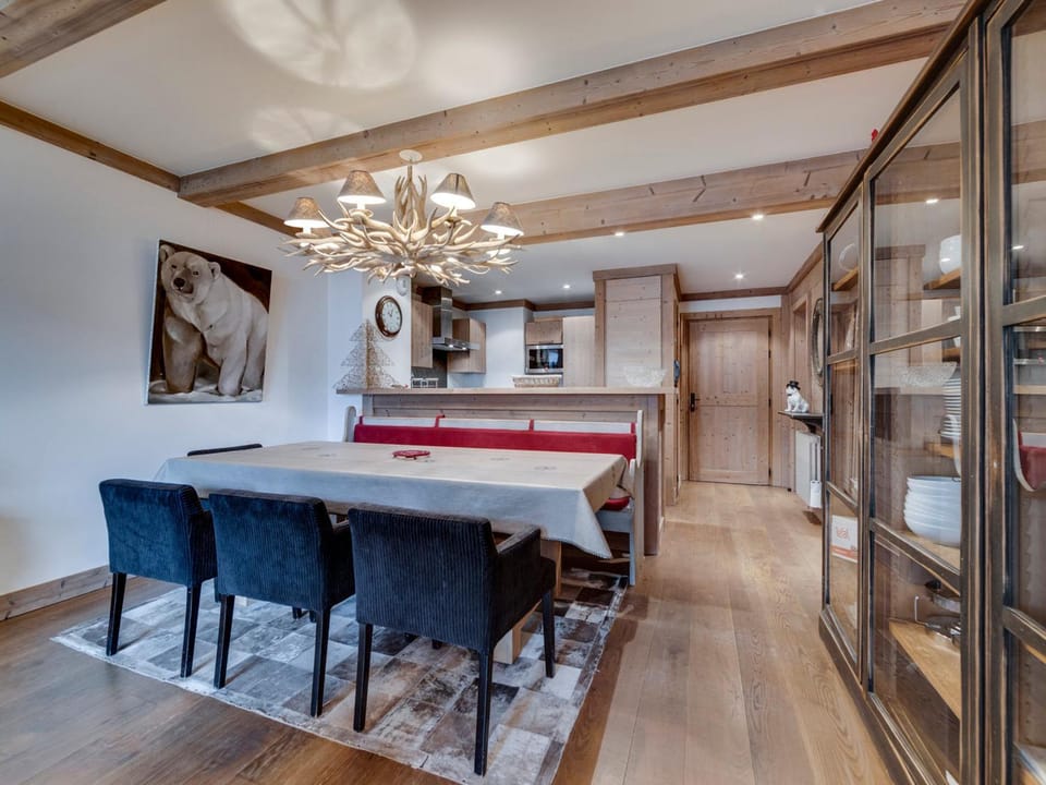 Appartement au cœur de Val d'Isère : 6 pers, 85m², 3 chambres, parking, WIFI, animaux admis Apartment in Val dIsere