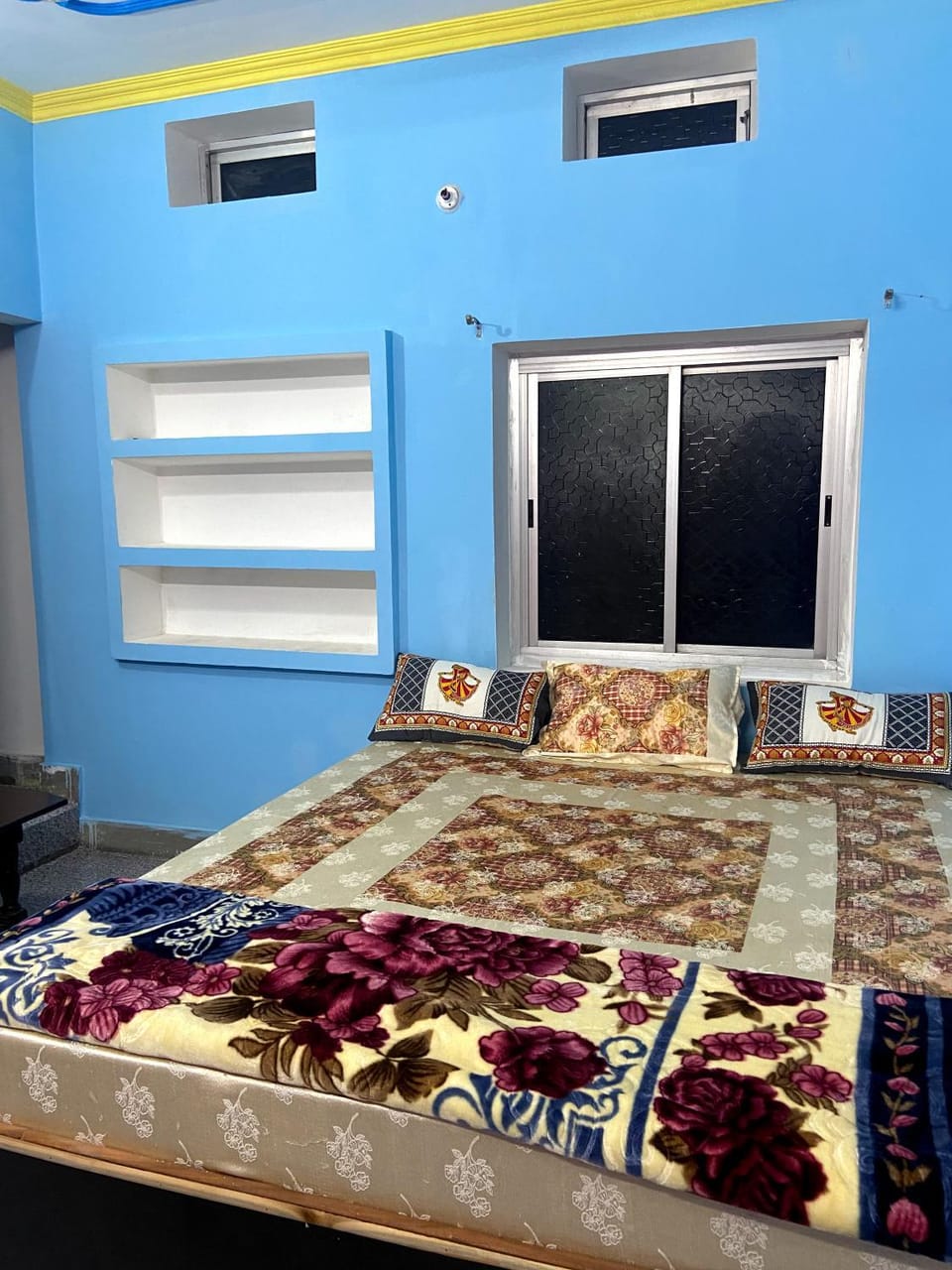 Garuda Guest House Bed and Breakfast in Varanasi