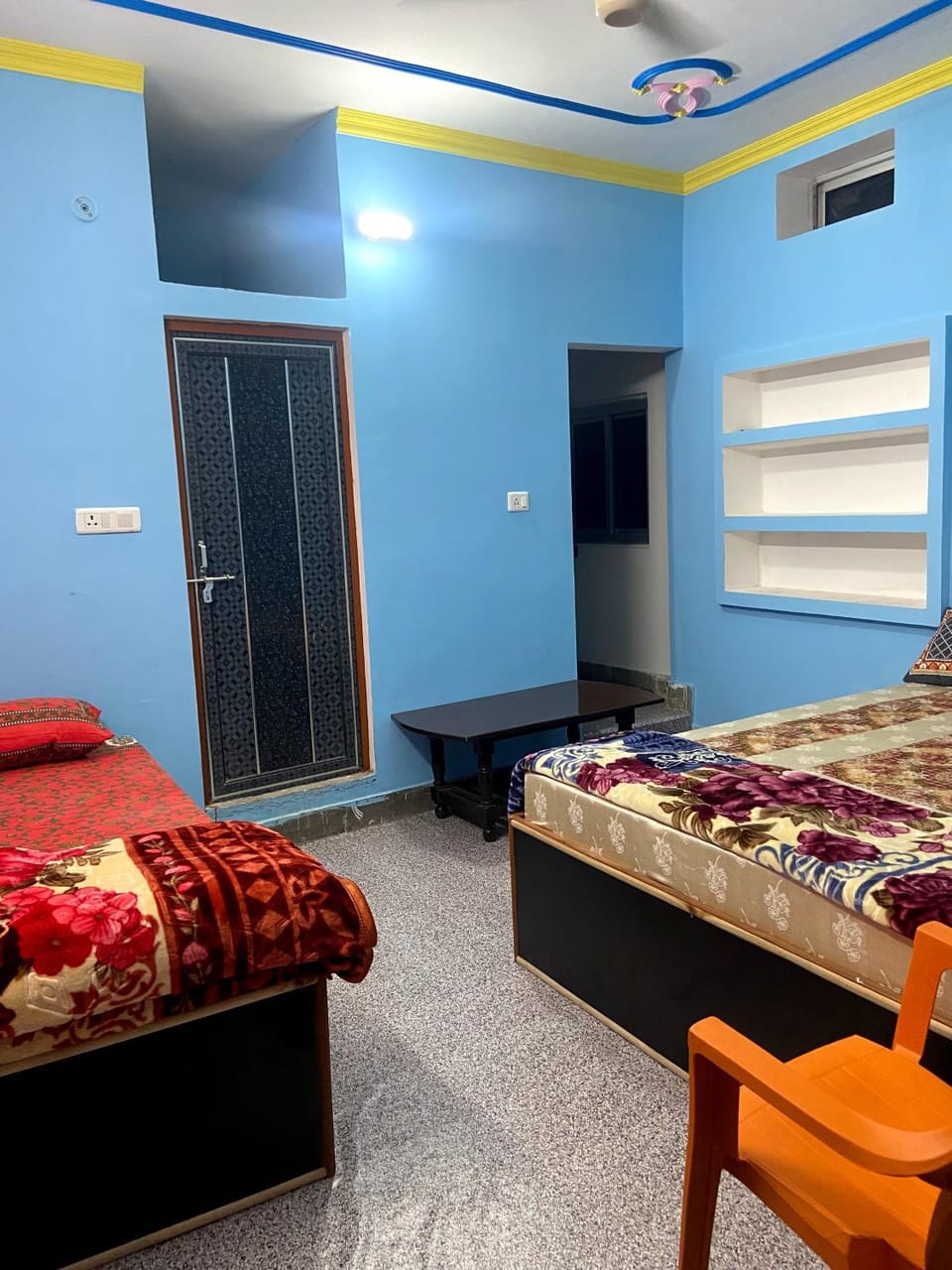 Garuda Guest House Bed and Breakfast in Varanasi