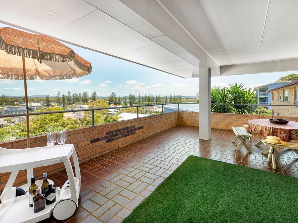 Natural landscape, View (from property/room), Balcony/Terrace, Balcony/Terrace, Seating area