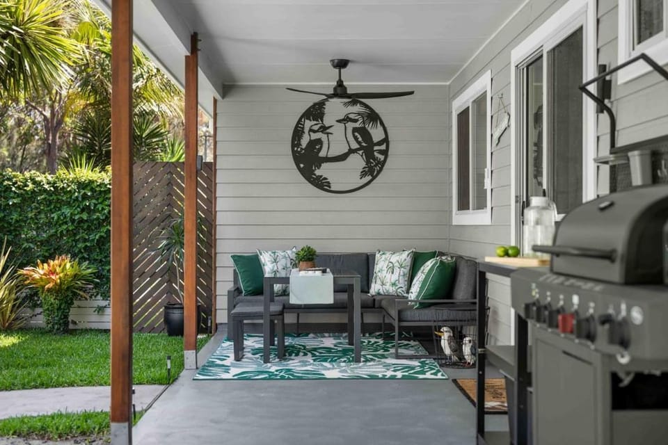 Gugunyal Cottage - Belle Escapes Jervis Bay House in Vincentia