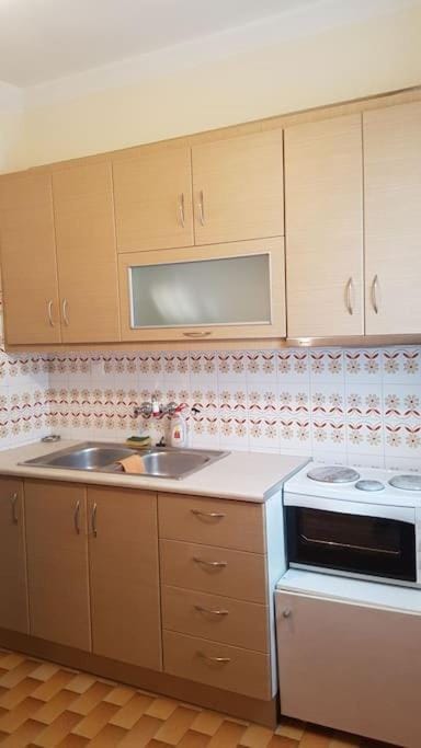 Κεντρικό διαμέρισμα Apartment in Peloponnese, Western Greece and the Ionian