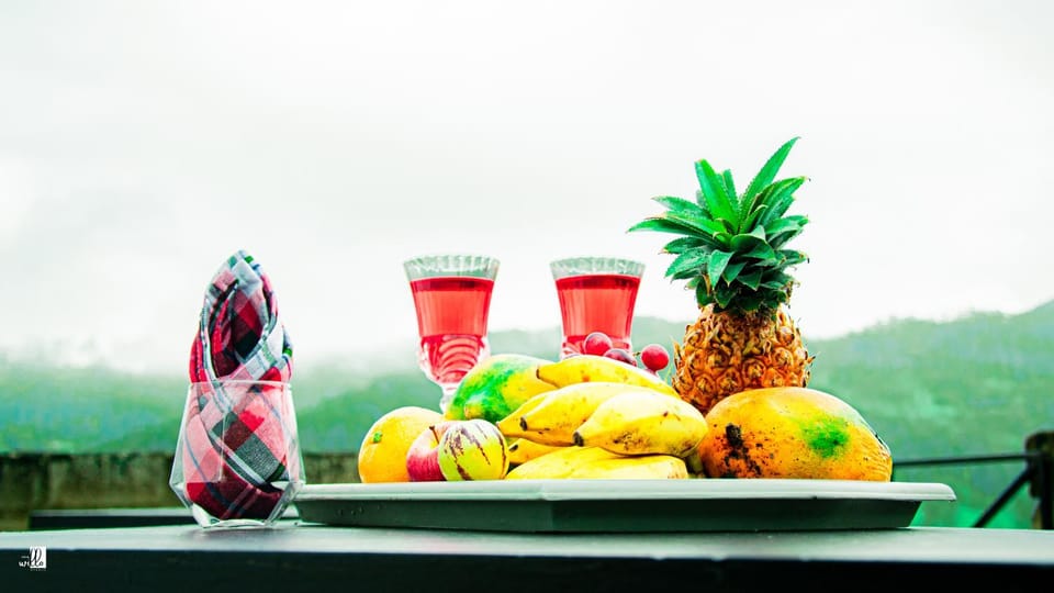Food and drinks, Food, Drinks