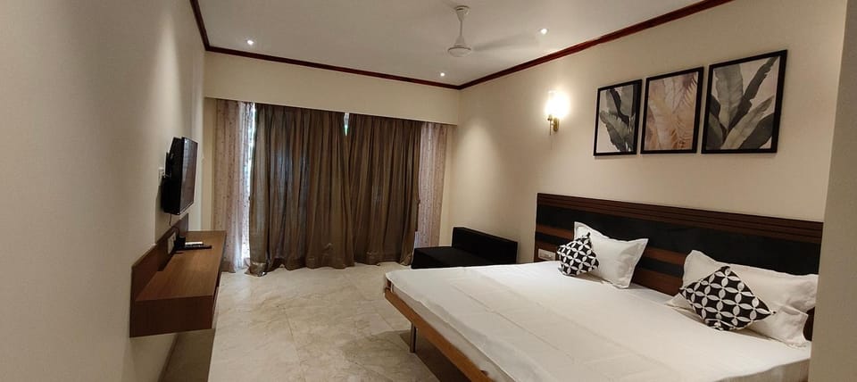 TV and multimedia, Photo of the whole room