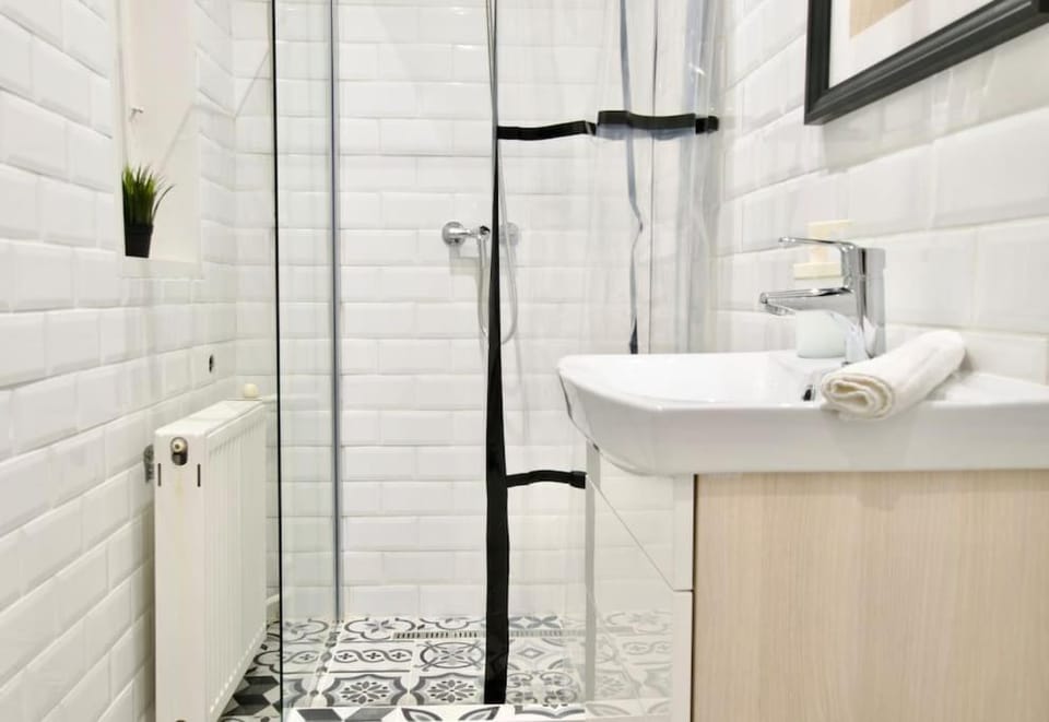 Studio Apartment by Hi- Apartment in Downtown Apartment in Budapest