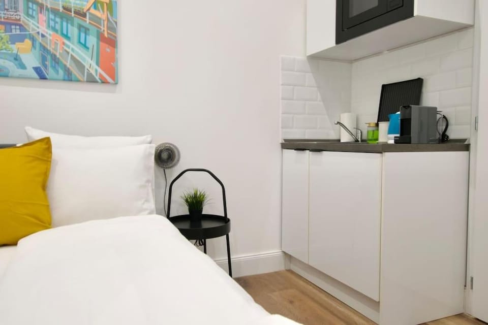 Studio Apartment by Hi- Apartment in Downtown Apartment in Budapest