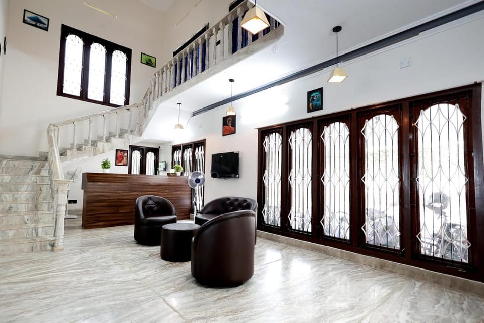 Lobby or reception, Seating area, Internal: Not applicable to any particular room
