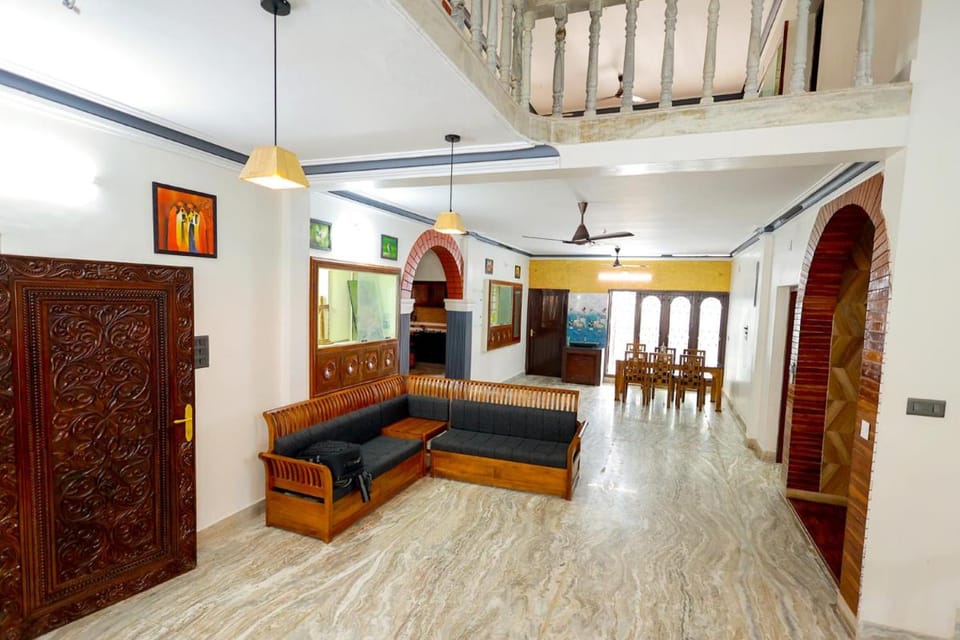 Living room, Internal: Not applicable to any particular room