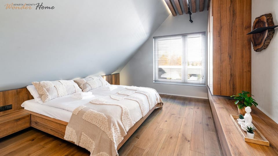Bed, Photo of the whole room, Bedroom, towels, wardrobe