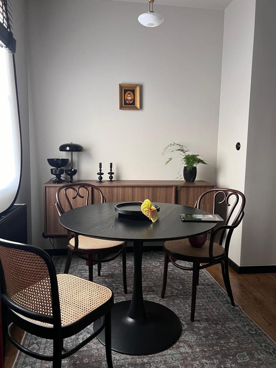 Seating area, Dining area