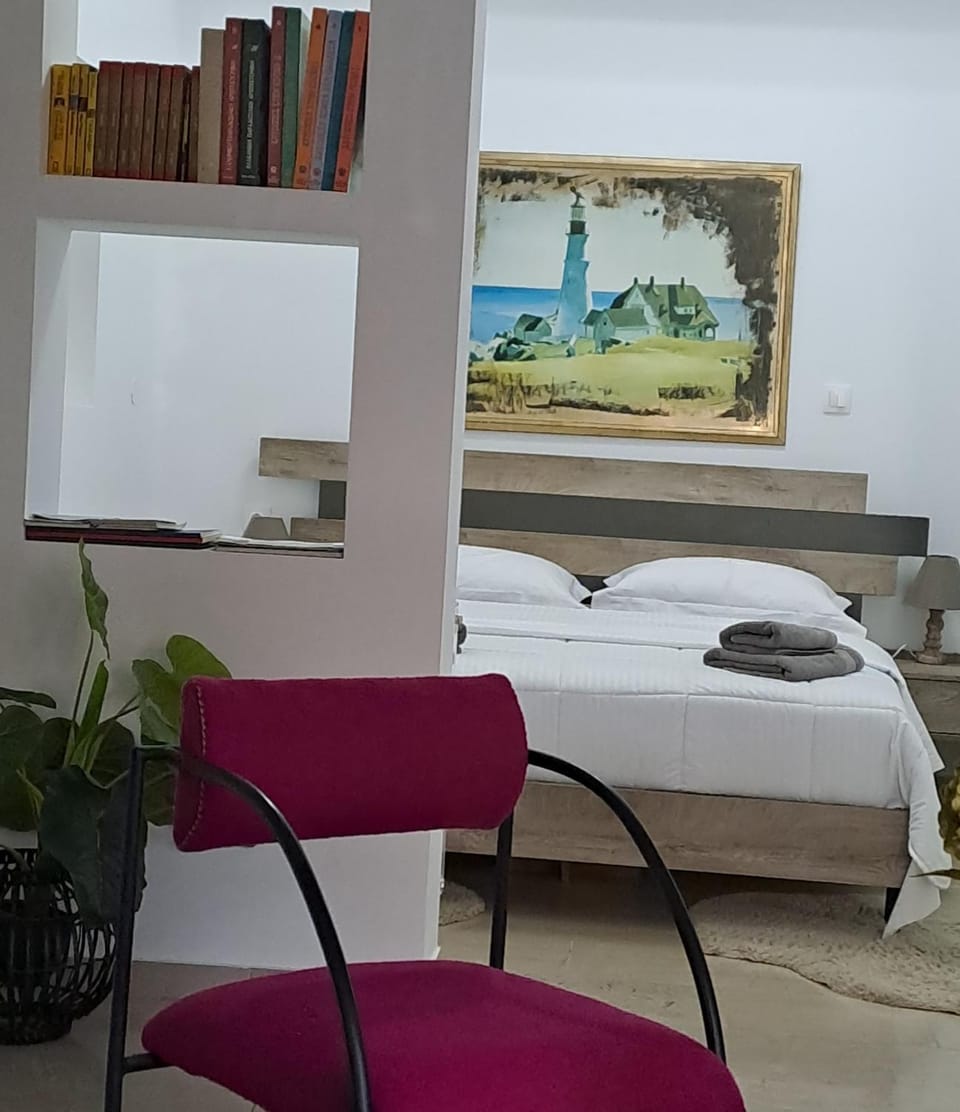 Bed, Library, Bedroom