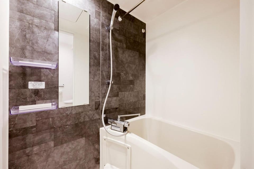 FL Residence Jingu Gyoen IV Apartment in Shibuya