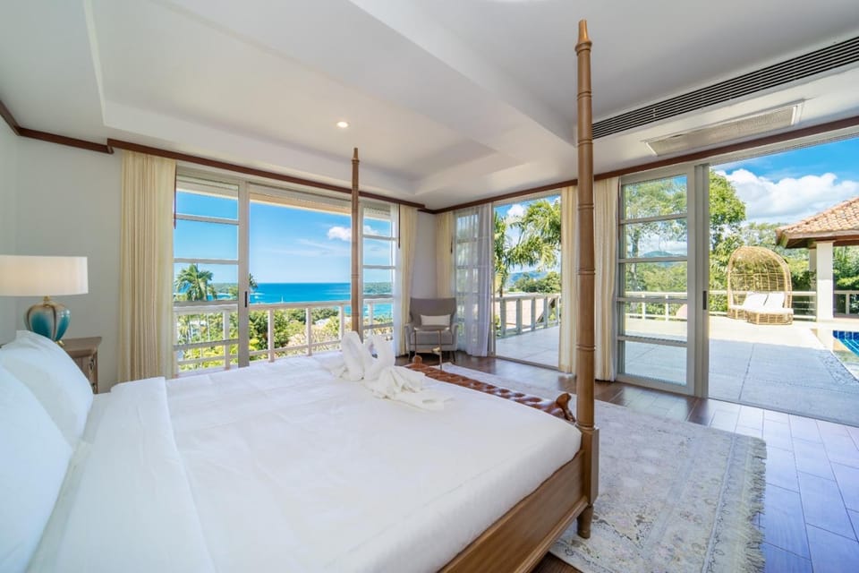 Bed, View (from property/room), Photo of the whole room, Bedroom, Pool view, Sea view