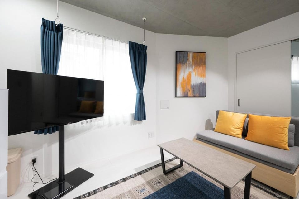 LEGEND COURT Hikifune Apartment in Japan