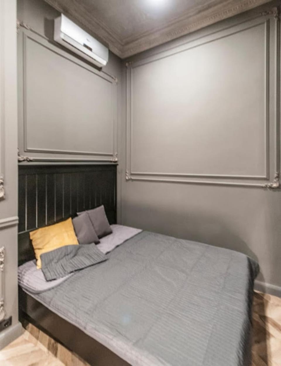 Bed, Bedroom, air conditioner