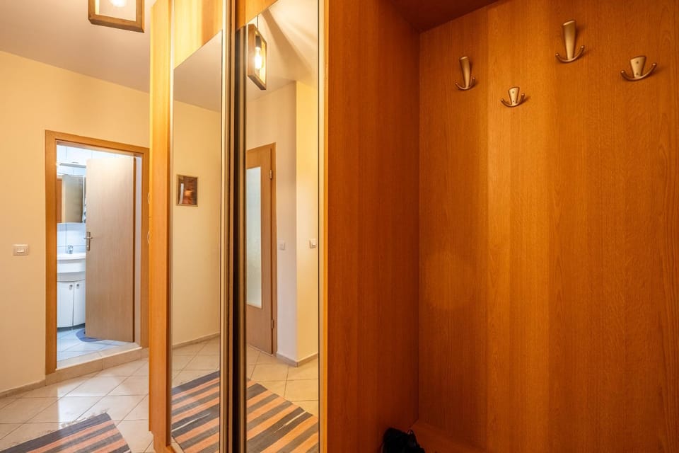 Shower, Bathroom, wardrobe