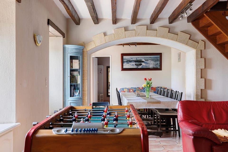 Property building, Living room
