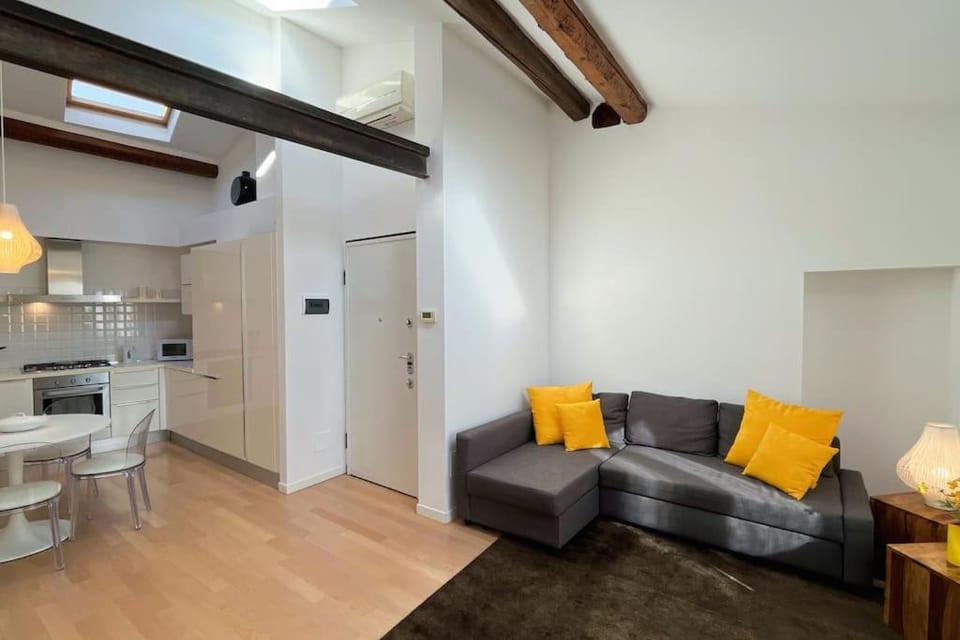 Kitchen or kitchenette, Living room, Dining area, microwave, oven, stove