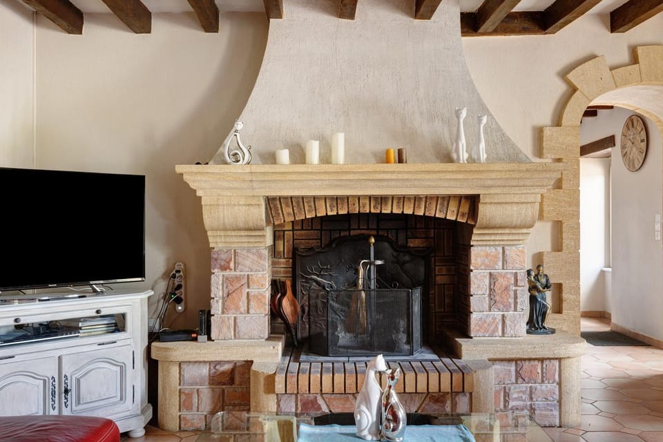 Property building, Living room