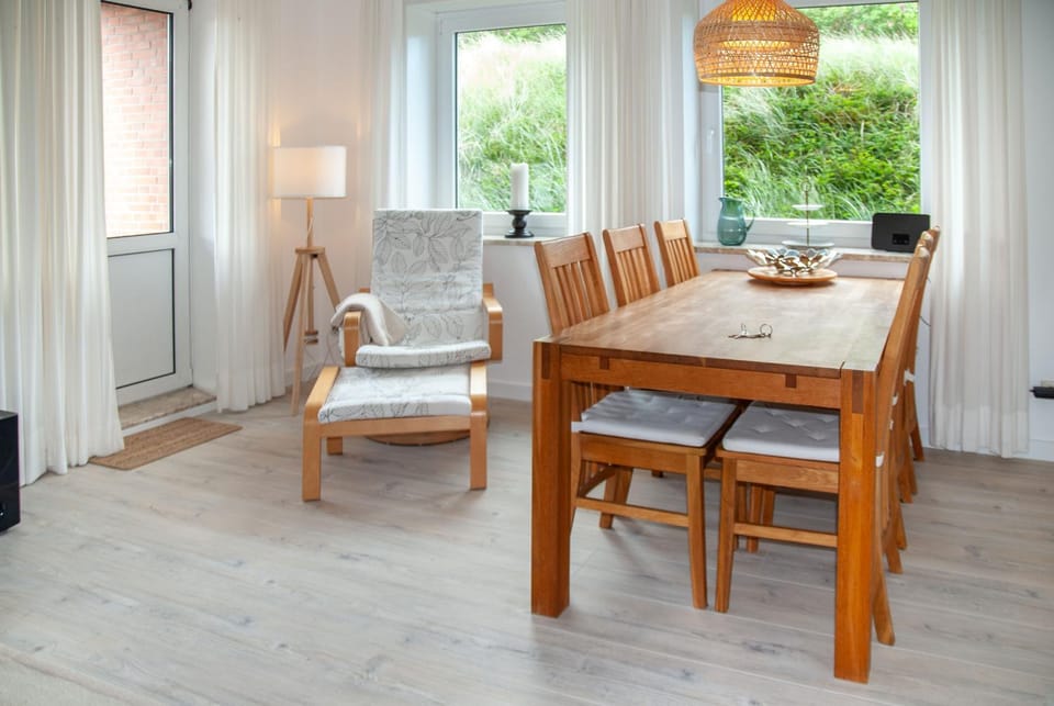 Düne 76 Moderne Ferienwohnung Apartment in Lower Saxony, Germany