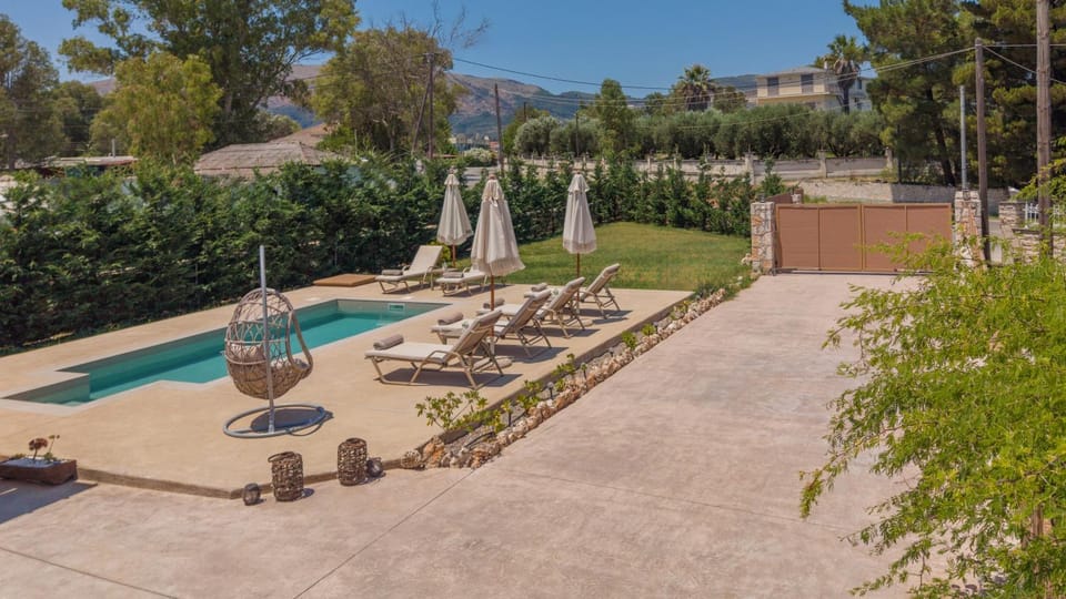 Day, Natural landscape, Garden, Garden view, Pool view, Swimming pool, sunbed